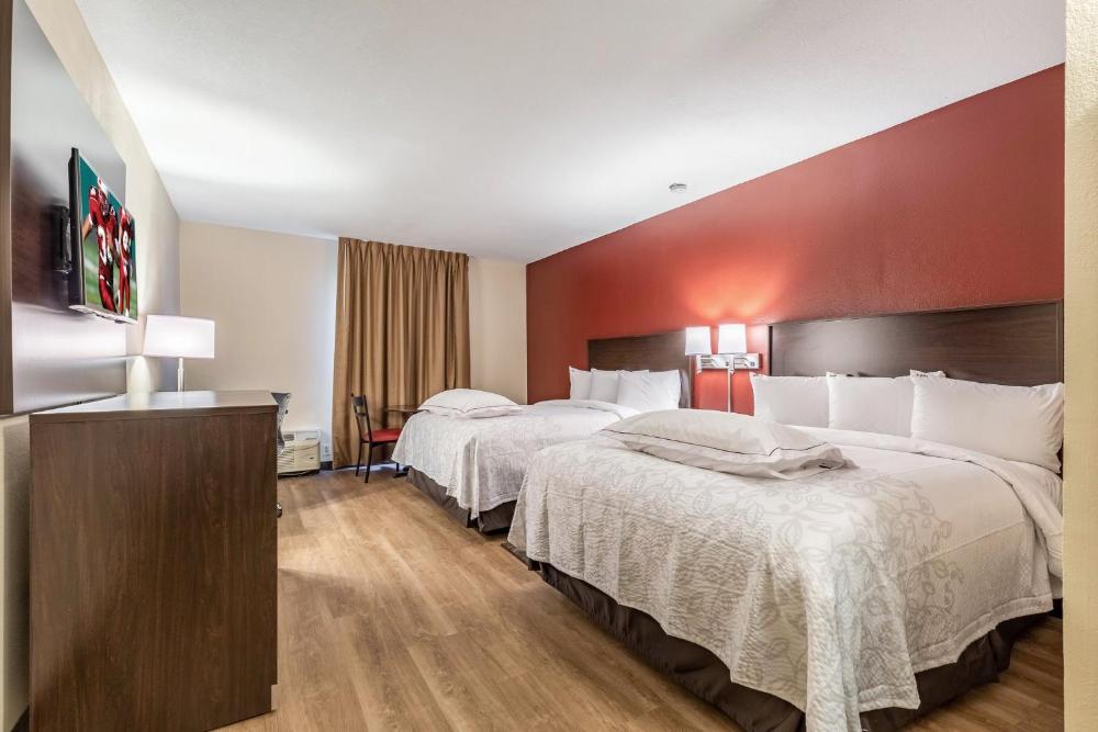 Premium Room with Two Queen Beds Smoke Free (Upgraded Bedding and Snack Box) interior
